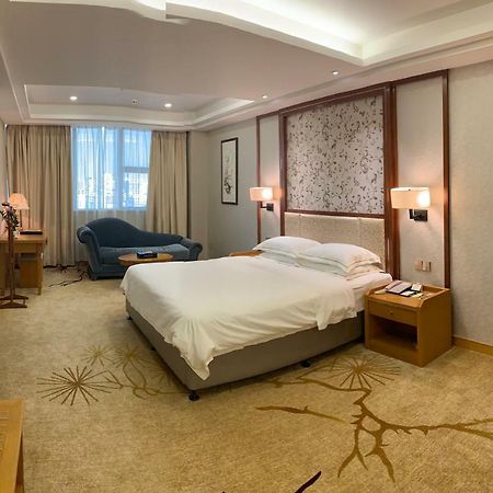 Garden Hotel Шанту Екстериор снимка