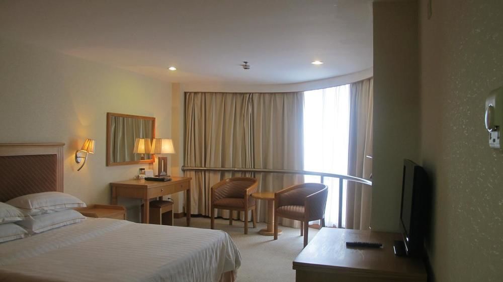 Garden Hotel Шанту Екстериор снимка