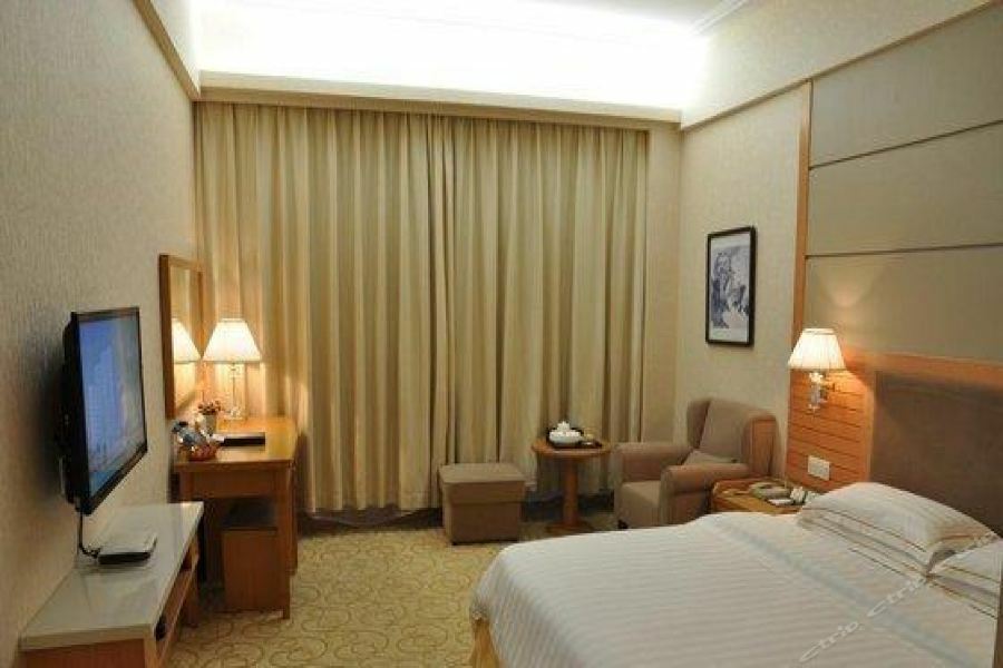 Garden Hotel Шанту Екстериор снимка