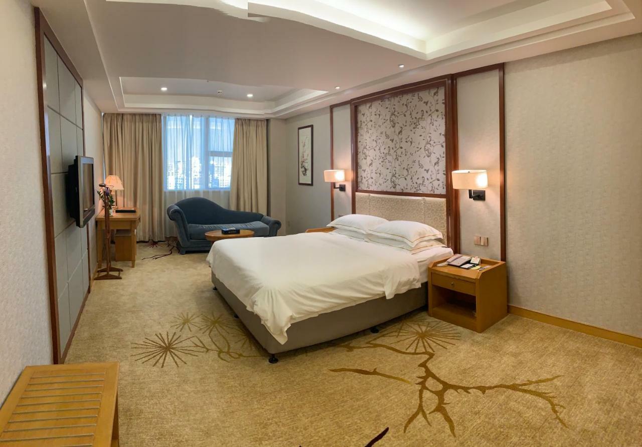 Garden Hotel Шанту Екстериор снимка