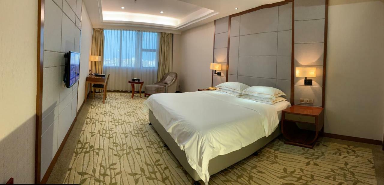 Garden Hotel Шанту Екстериор снимка